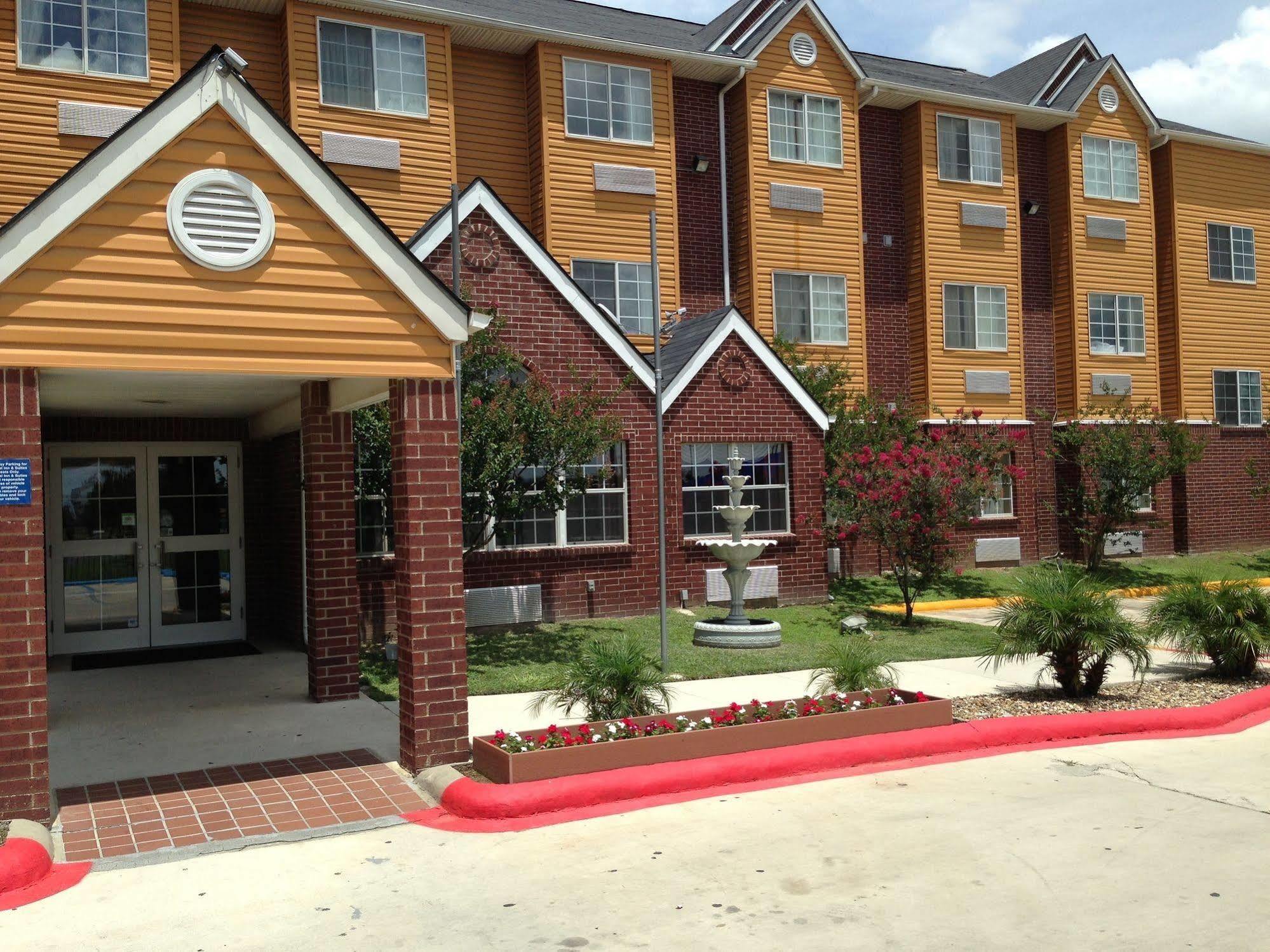 Hotel Super 8 By Wyndham San Antonio Downtown Ne Exterior foto